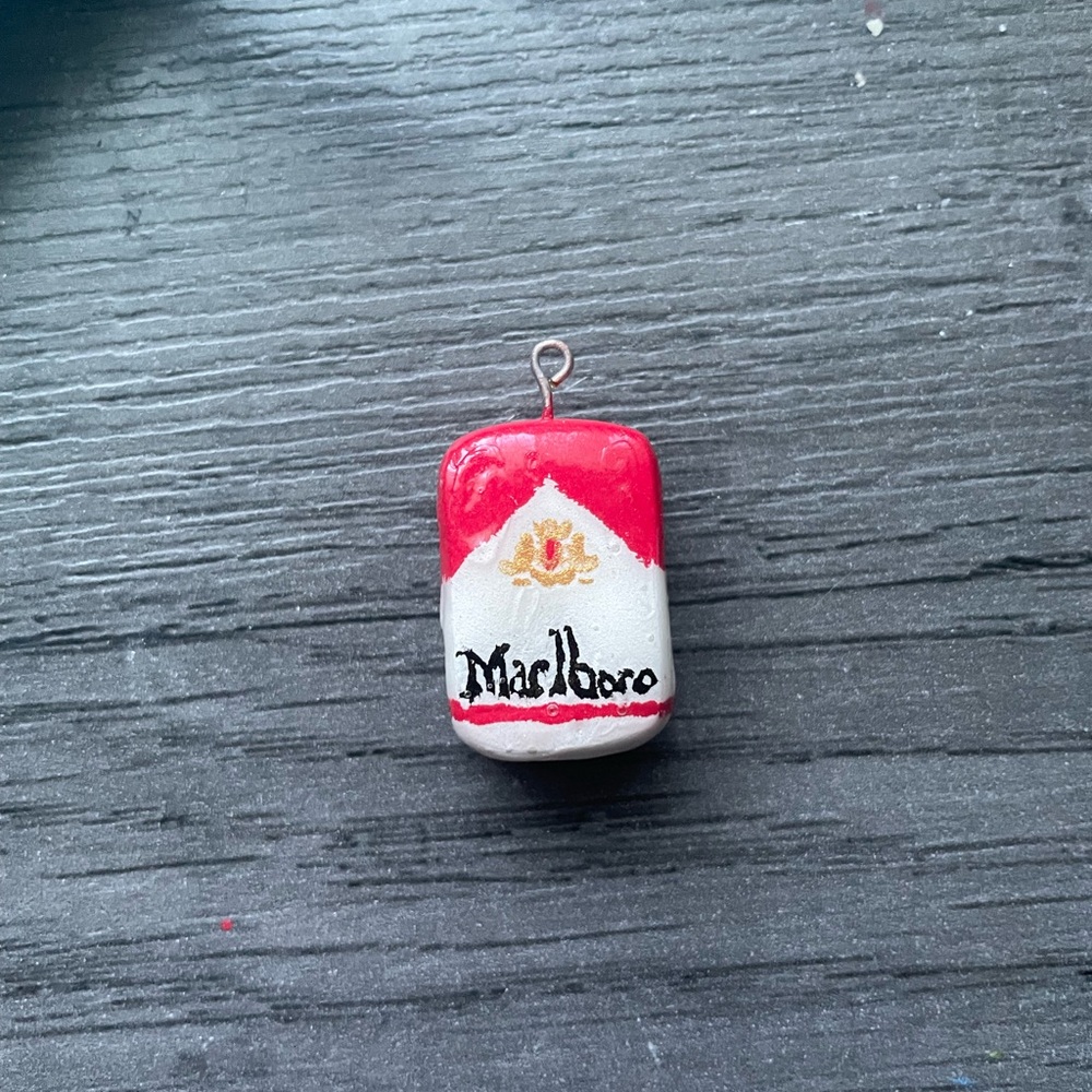 Handmade Marlbоrо keychain